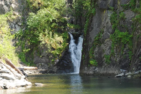 Cachoeira Rio Katun Altai — Fotografia de Stock