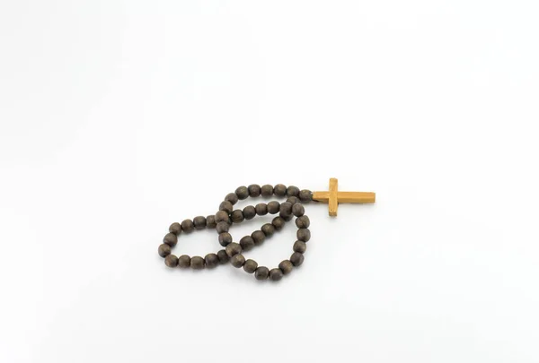 Rosenkranz Mit Einem Kreuz Auf Weißem Hintergrund Religion — Stockfoto