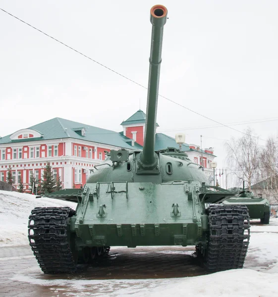 Green Tank Ussr Square Museum Winter — Stock Photo, Image