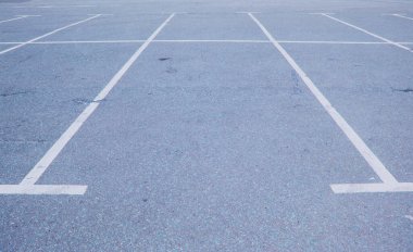 Boş park yeri. Arabasız park yeri