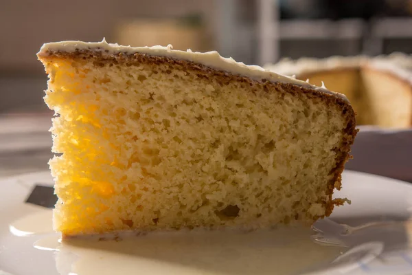 Biscuit Cake Vanilla Cream Close Rustic Table — Stock Photo, Image