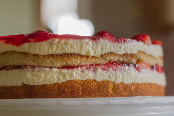 Vanilla Sponge Cake Strawberry Jelly Coating — Stock Photo, Image