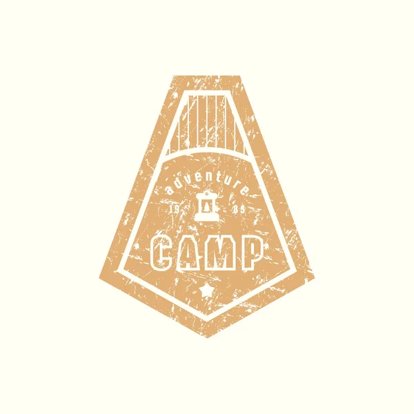 Emblema de acampamento — Vetor de Stock