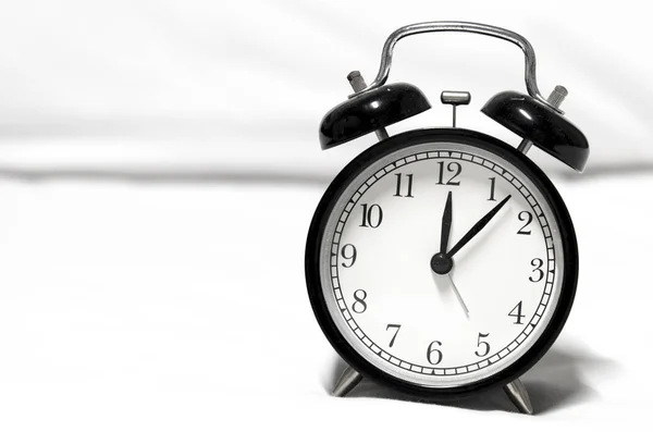 retro tarzı çalar saat