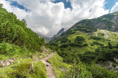 Grosser Krottenkopf 'a dağ yürüyüşü
