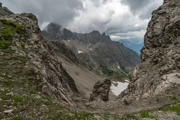 Hegyi séta a Grosser Krottenkopf — Stock Fotó