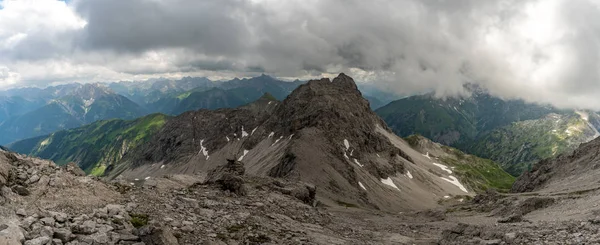 Bergwanderung zum Großen Krottenkopf — Stockfoto