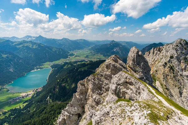 Passeio Montanha Sobre Rote Fluh Friedberg Ferrata Para Scharschrofen Nas — Fotografia de Stock