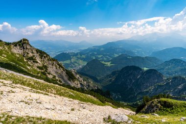 Berchtesgadener topraklarındaki Thomas-Eder-Steig vasıtasıyla Salzburg yüksek tahtına harika bir yürüyüş.