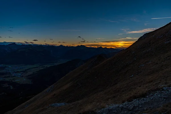 Schöne Bergtour Zum Aggenstein Bei Sonnenuntergang Tannheimer Tal — Stockfoto