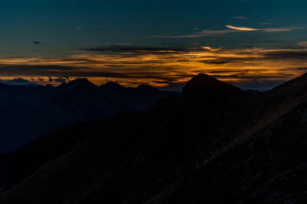 Tannheimer Talの日没時のAggensteinへの美しい山のツアー — ストック写真
