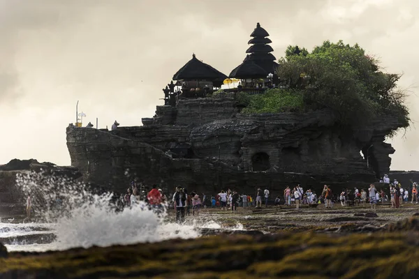 Landscape with Tanah lot temple. — Stock Photo, Image