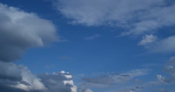 Entschärfte Version Von Wolken Timelapse Filmmaterial — Stockvideo