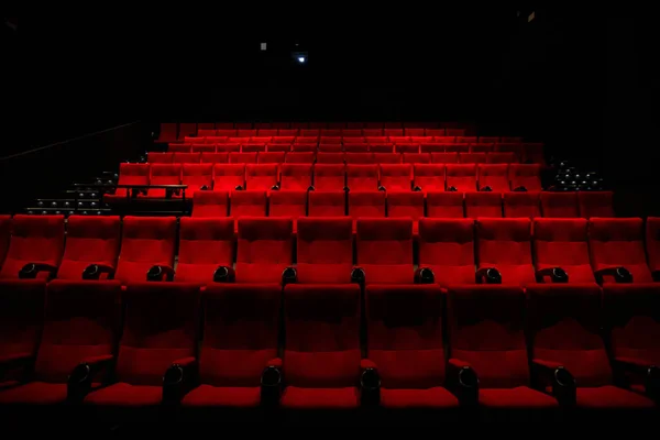 Czerwony Kolor Kino Siedzenia Bez Ludzi — Zdjęcie stockowe