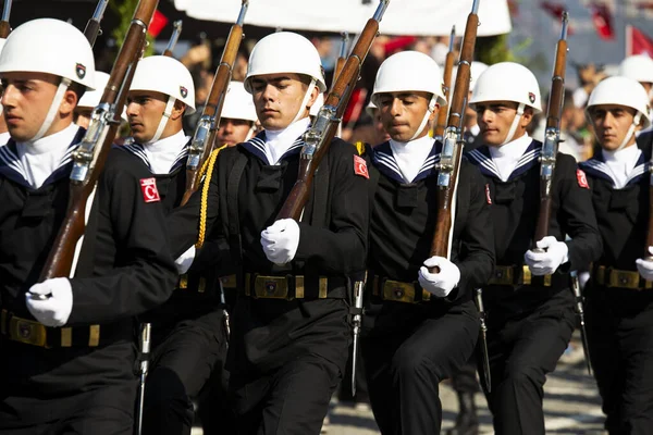 Izmir Turkey October 2016 Black Uniformed Turkish Navy Soldiers Military — Stock Photo, Image