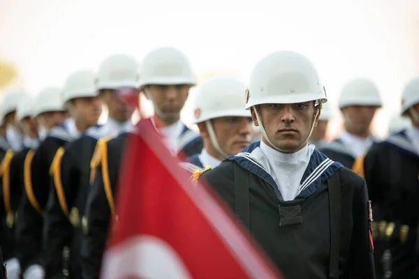 Izmir Törökország 2016 Október Haditengerészeti Katonák Sorakoznak Törökország Napján Alsancak — Stock Fotó
