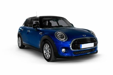 İzmir, Türkiye - 8 Kasım 2019: Beyaz arka planda milletvekili Mini Cooper Vatandaş Aracı