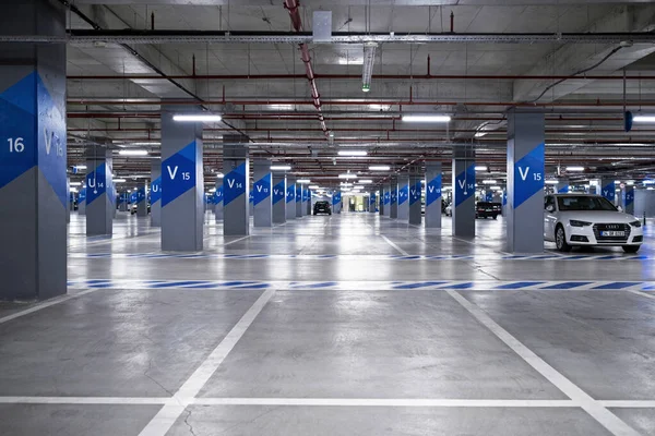 Izmir Turquie Novembre 2019 Parking Dans Centre Commercial Sans Voiture — Photo