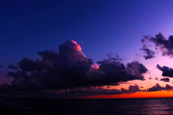 Této Fotografii Můžete Vidět Šarlatový Západ Slunce Černém Mořském Pobřeží — Stock fotografie