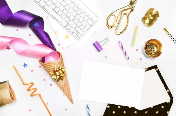 Glamour style background, flat lay. Gold and party items: Cocktail tubes apple, pear, spiral, ice cream cone, gold cosmetic bag, golden pineapple, stapler, scissors, paste. Desktop. view table, up. — Stock Photo, Image