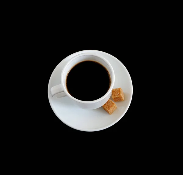 Una Taza Café Con Dos Terrones Azúcar Sobre Fondo Negro —  Fotos de Stock