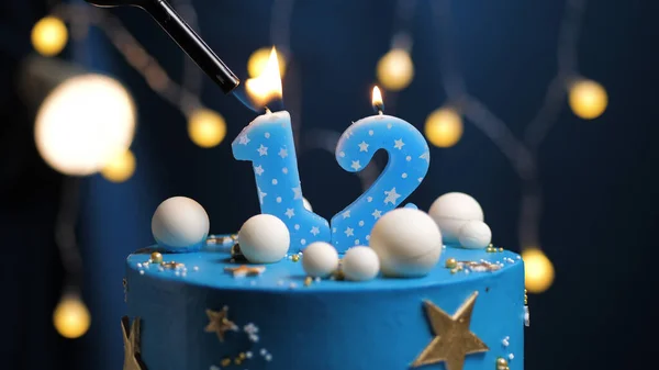 Torta Cumpleaños Número Estrellas Cielo Concepto Luna Vela Azul Fuego —  Fotos de Stock