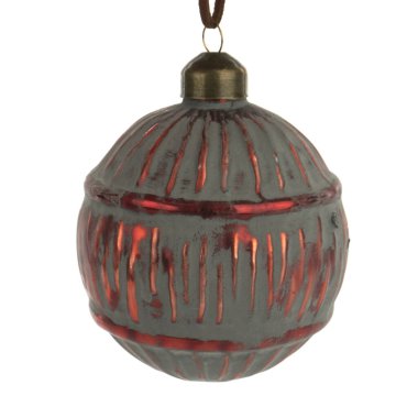 Kırmızı cam yeni yıl balosu izole