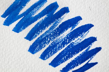 Siyah noktalar ve kağıt üzerindeki boya çizgileri