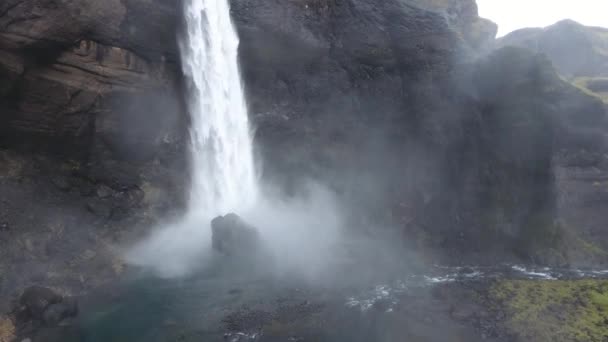 Luftdrohnenaufnahme Von Hifoss 122 Meter Hoch Gelegen Foss River Islands — Stockvideo