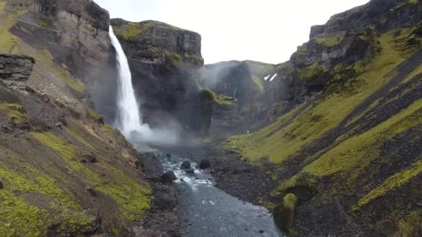 Strzał Dron Powietrzny Wysokości 122 Metrów Położony Rzece Foss Icelands — Wideo stockowe