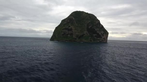 Aerial Drone Shot Rocher Diamond Ant Ocean Martinique — 图库视频影像