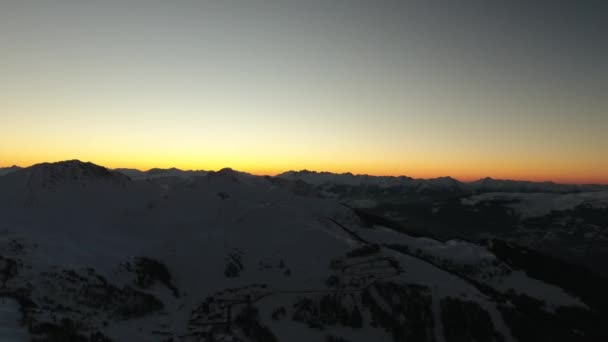 Aerial Sunset Snowy Mountains Plagne Los Alpes Franceses — Vídeos de Stock