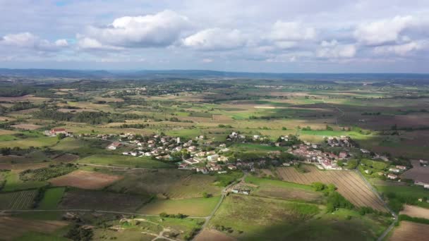 Güzel Kırsal Hava Aracı Campagne Köyünün Üzüm Bağları Gün Batımında — Stok video