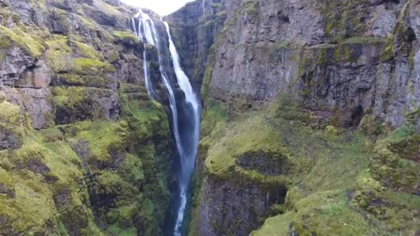 Cachoeira Glymur Islândia Tiro Aéreo — Vídeo de Stock