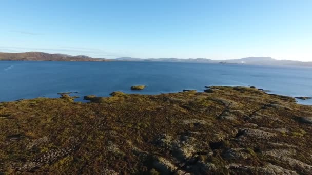 Thingvellir Lake Iceland Drone Sunny Day — стоковое видео