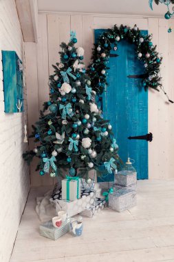 Hediyeli Noel ağacı