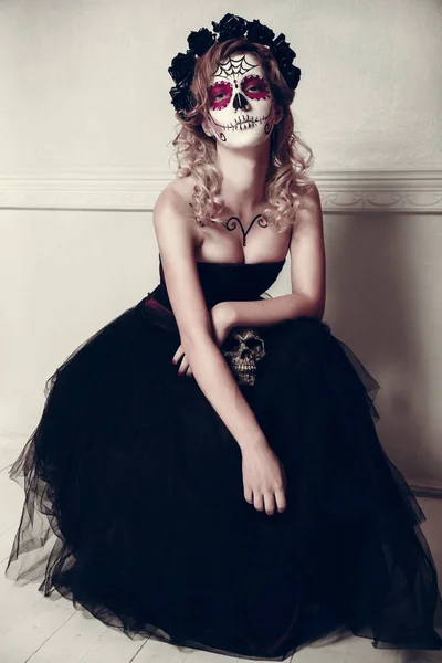 Woman with skull makeup — Stock Photo, Image