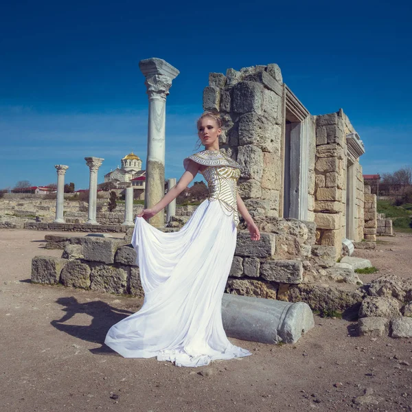 Full Length Portrait Woman Posing Long White Dress Ancient Town — Stock Photo, Image