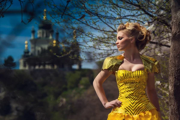 Woman  in a stylized fashion dress. — Stock Photo, Image