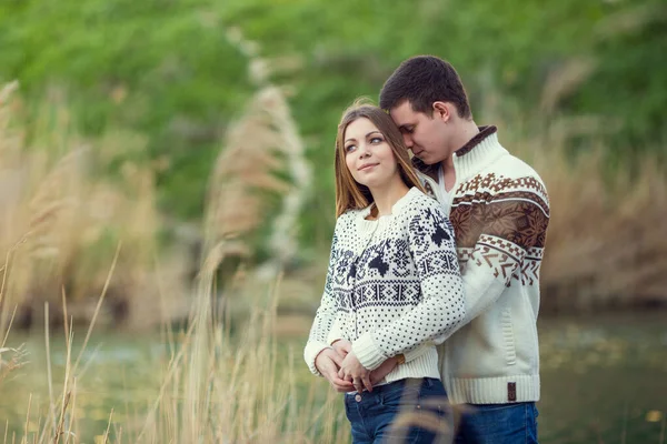 Young Couple Love Outdoor Portrait Smiling Beauty Girl Her Handsome — Stock Photo, Image