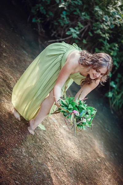 Beautiful Young Woman Green Dress Wreath Sunny Forest Ceremony Midsummer — Stock Photo, Image