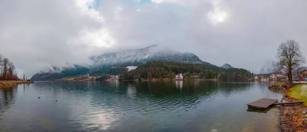 Panoramatický Výhled Vilu Castiglioni Hrad Grundlsee Největší Jezero Štýrsku Rakousko — Stock fotografie