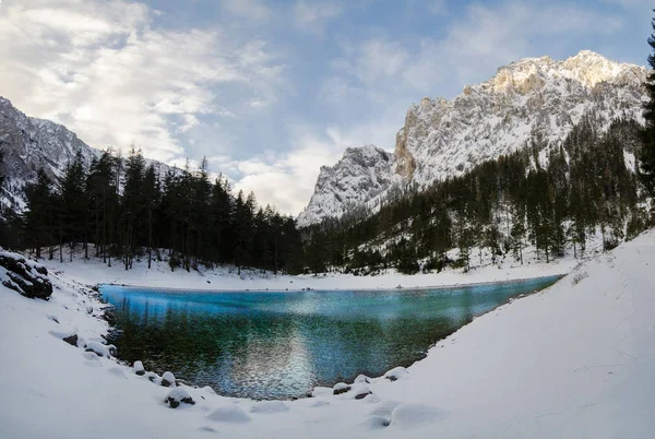 Vista Panorámica Del Lago Verde Ver Gruner Soleado Día Invierno —  Fotos de Stock