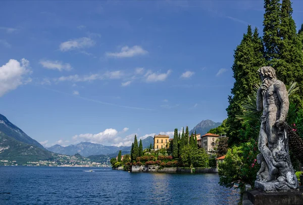 Varenna kasabası, Como Gölü, Lombardy, İtalya