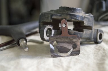 araçları ve bölümleri onarım için bir bisiklet