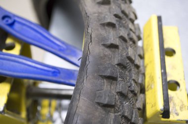 araçları ve bölümleri onarım için bir bisiklet