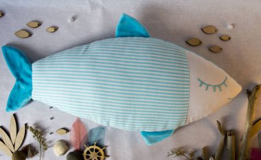 Yumuşak oyuncaklar bebekler için dikişli