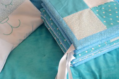 bebekler için dikişli oyuncak battaniye