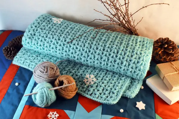 Örgü iğne ve iplik ile aşk