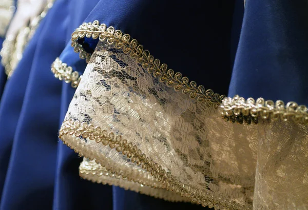 Платье для венецианского фестиваля и кружева — стоковое фото